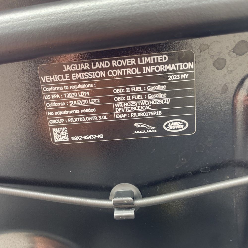 2023 Land Rover Range Rover SE