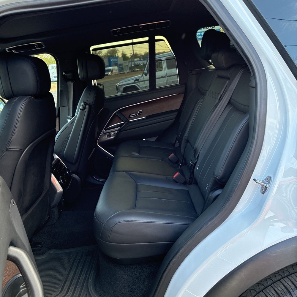 2023 Land Rover Range Rover P400 SE