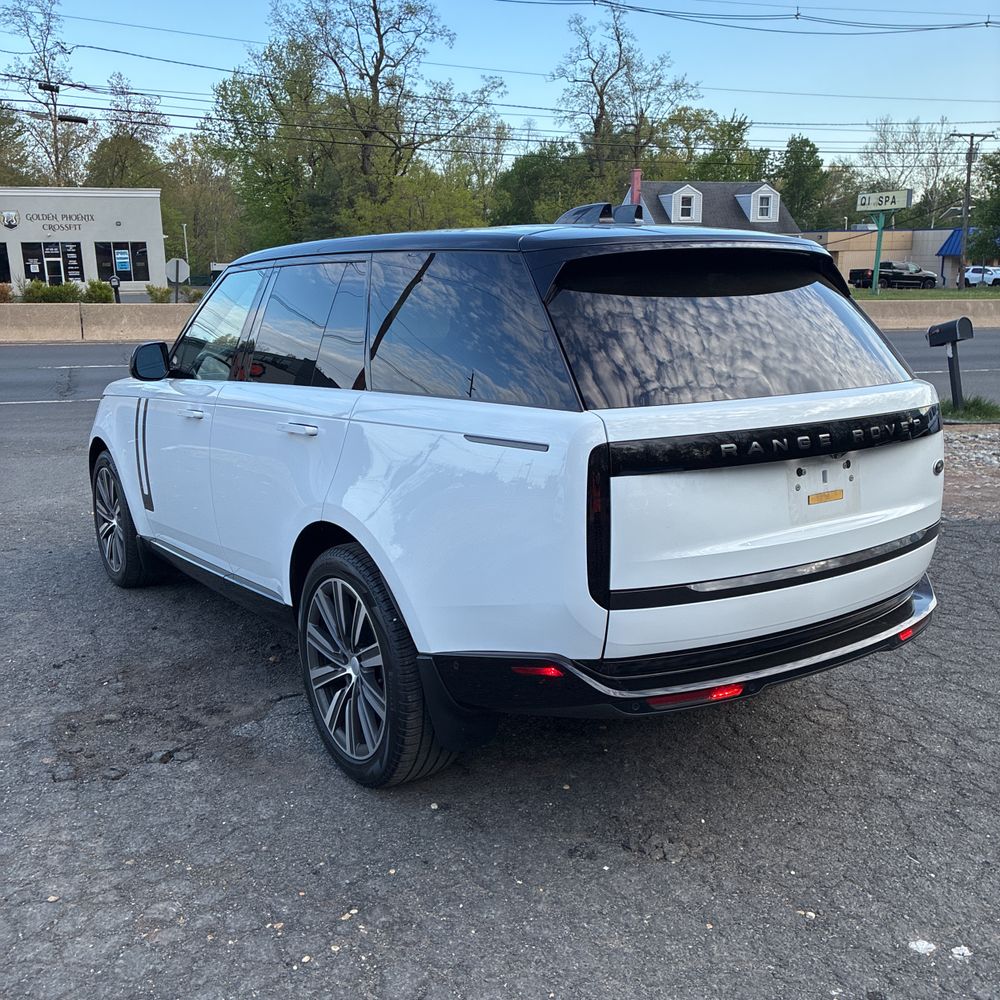 2023 Land Rover Range Rover P400 SE