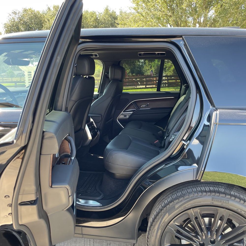 2023 Land Rover Range Rover SE