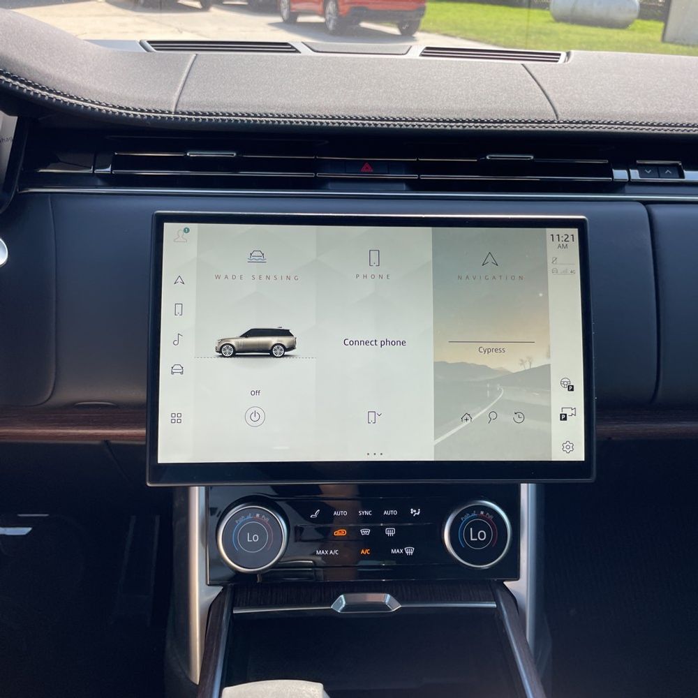 2023 Land Rover Range Rover SE