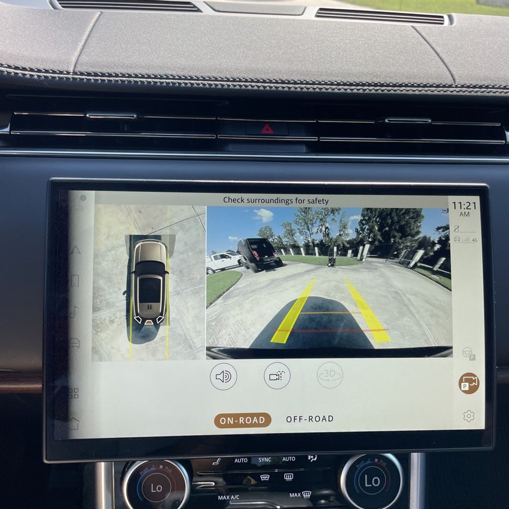 2023 Land Rover Range Rover SE