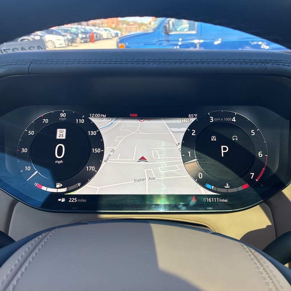 2023 Land Rover Range Rover P530 SE LWB