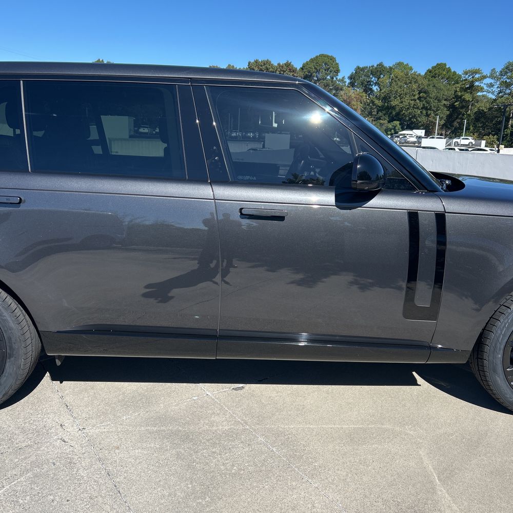 2023 Land Rover Range Rover P530 SE LWB