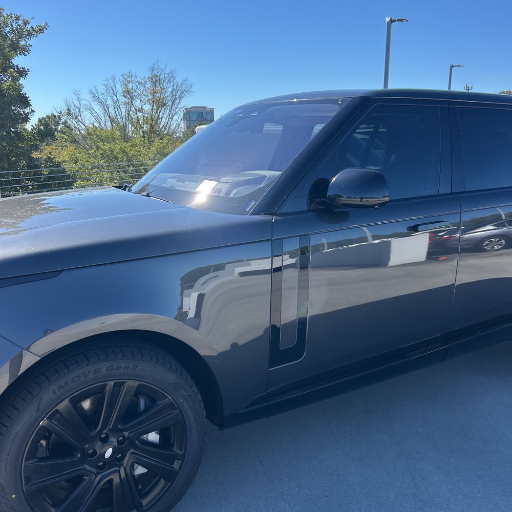 2023 Land Rover Range Rover P530 SE LWB