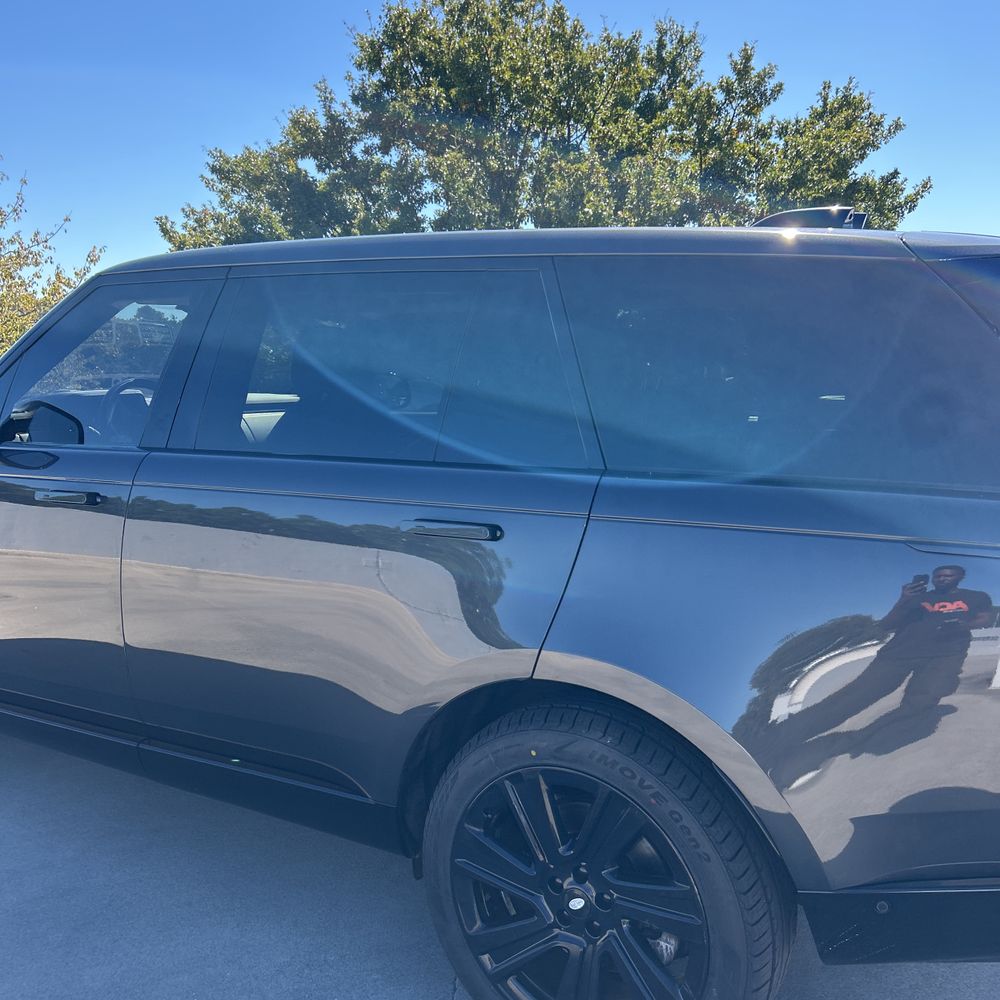 2023 Land Rover Range Rover P530 SE LWB