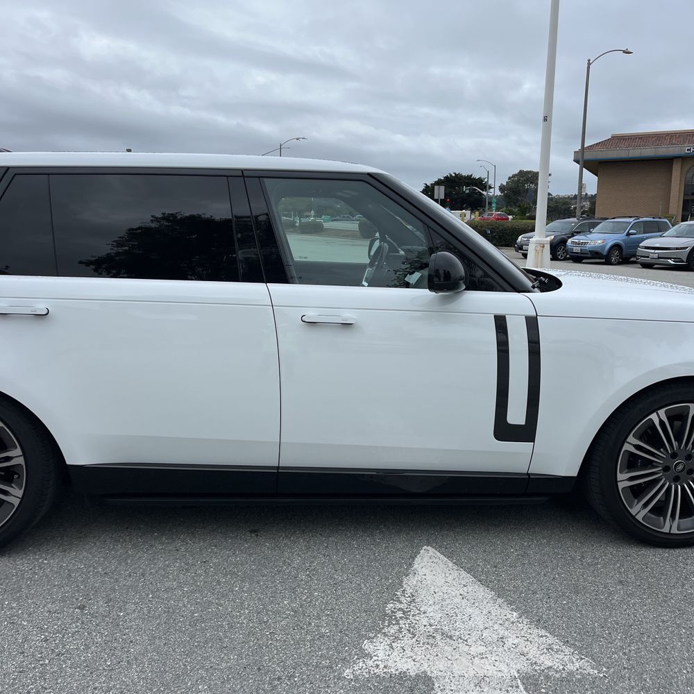 2023 Land Rover Range Rover SE