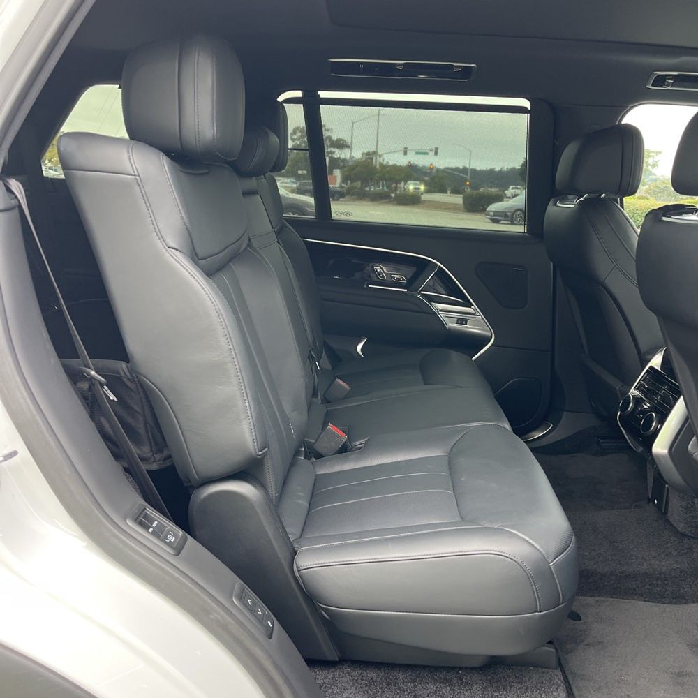2023 Land Rover Range Rover SE