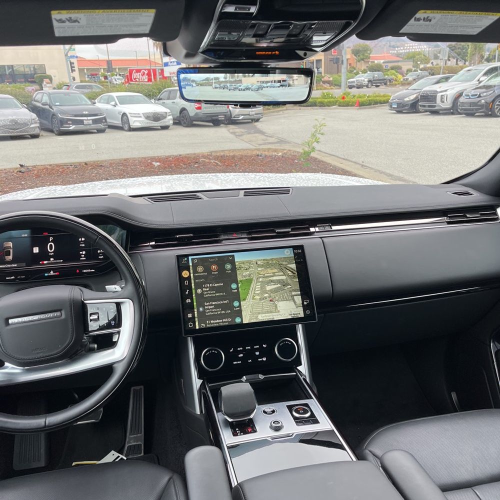 2023 Land Rover Range Rover SE