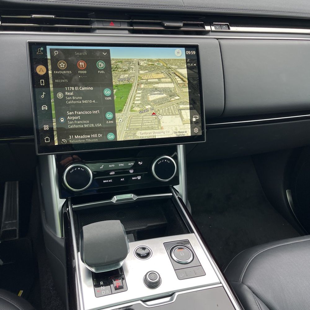 2023 Land Rover Range Rover SE