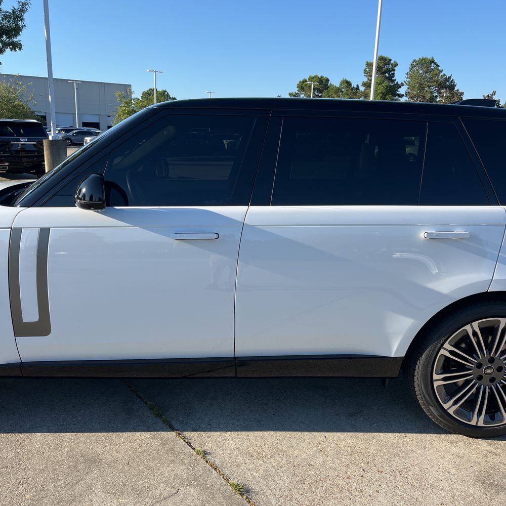 2024 Land Rover Range Rover SE P400