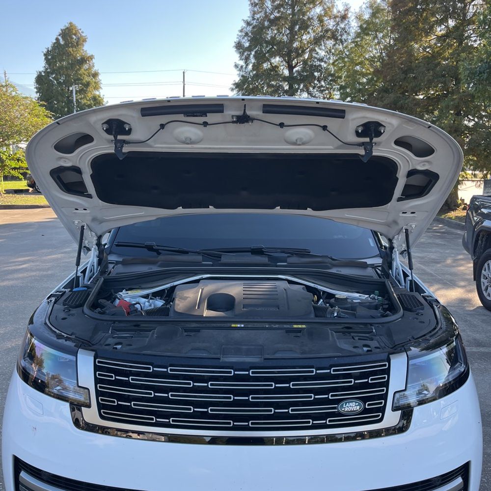 2024 Land Rover Range Rover SE P400