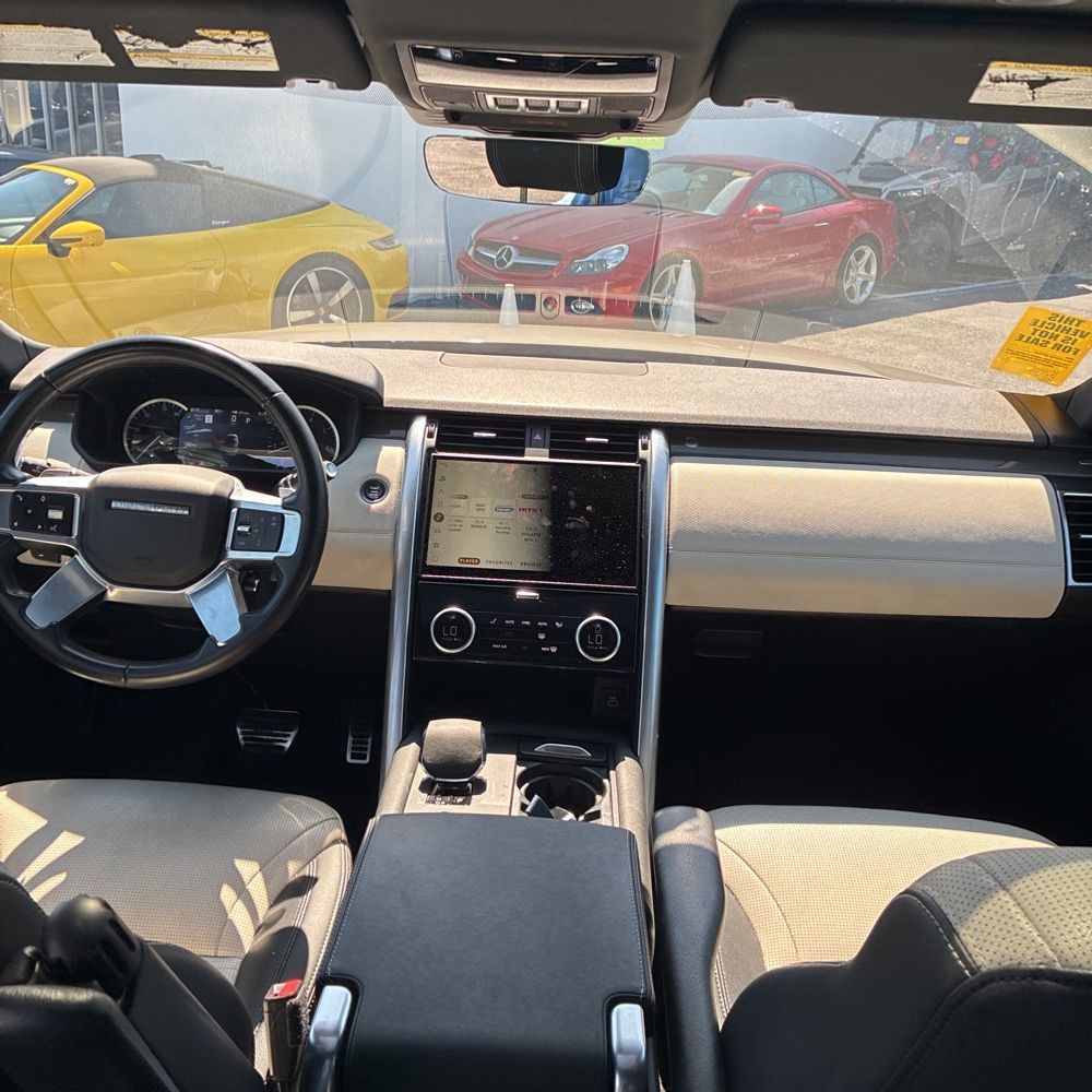 2023 Land Rover Discovery P360 R-Dynamic S