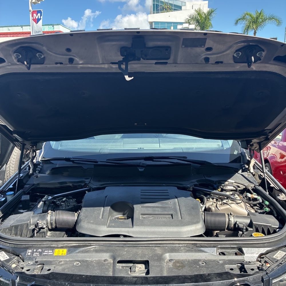 2023 Land Rover Discovery P360 R-Dynamic S