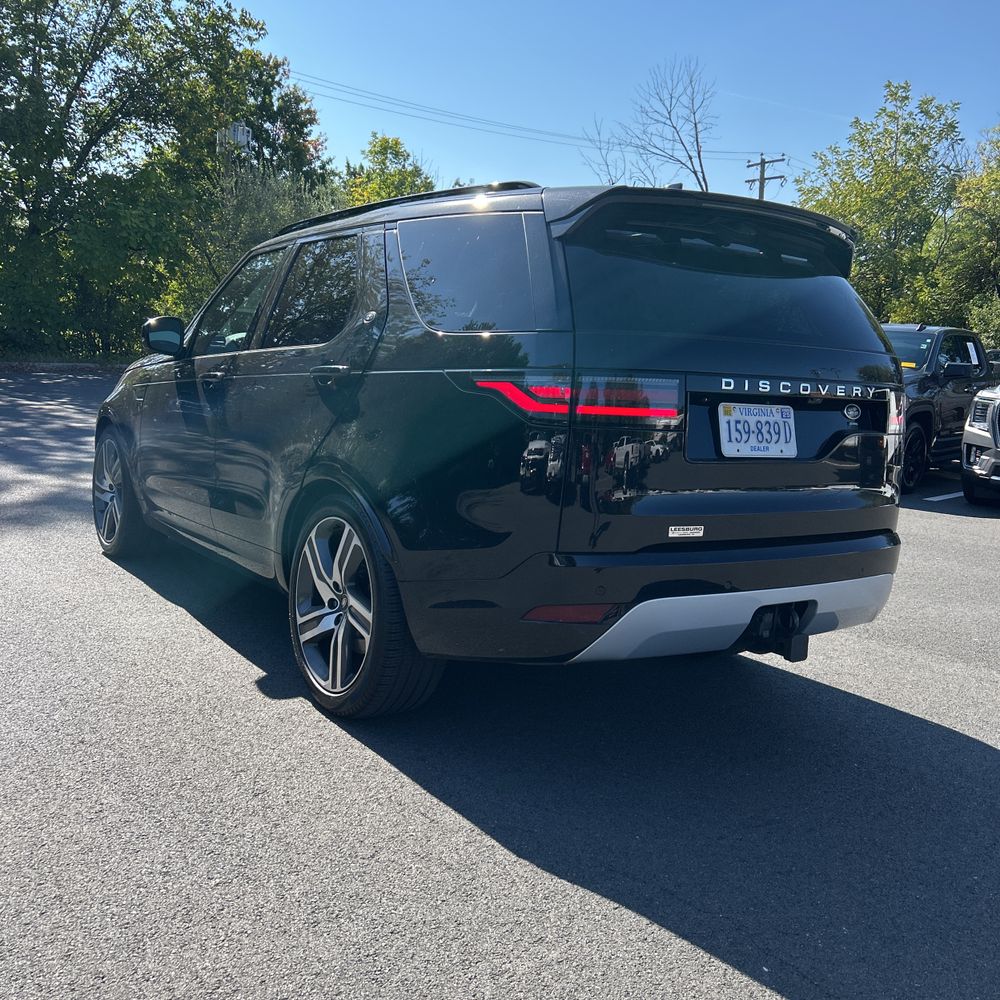 2023 Land Rover Discovery P360 Metropolitan Ed