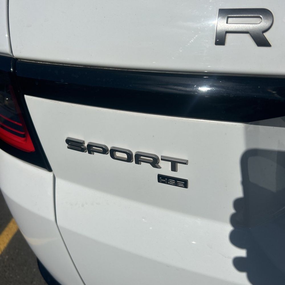 2022 Land Rover Range Rover Sport HSE Silver Edition
