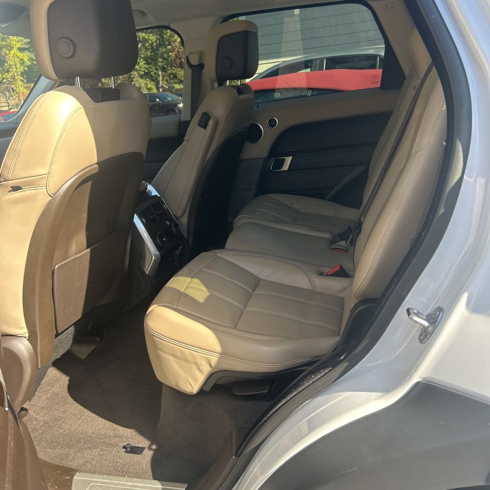 2022 Land Rover Range Rover Sport HSE Silver Edition
