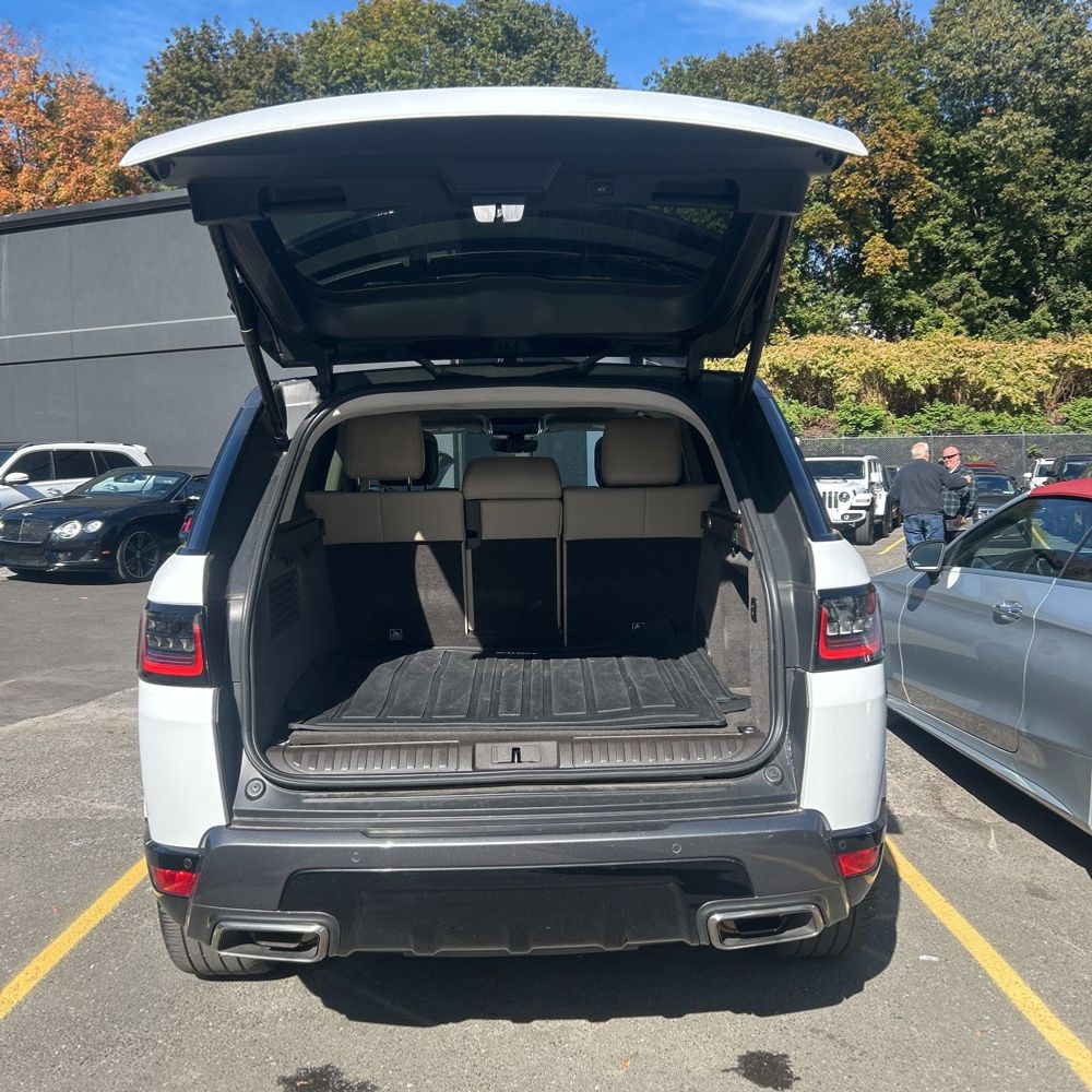 2022 Land Rover Range Rover Sport HSE Silver Edition
