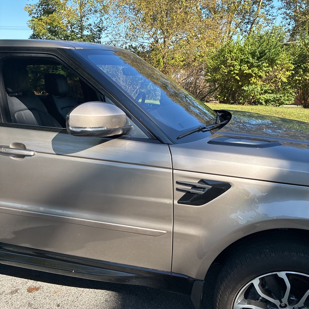 2022 Land Rover Range Rover Sport HSE Silver Edition 4D SUV