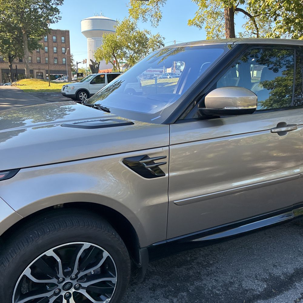 2022 Land Rover Range Rover Sport HSE Silver Edition 4D SUV