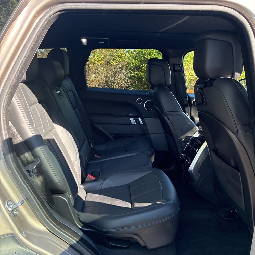 2022 Land Rover Range Rover Sport HSE Silver Edition 4D SUV