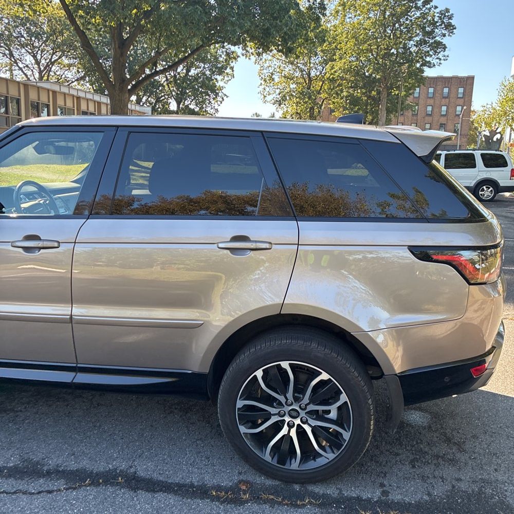 2022 Land Rover Range Rover Sport HSE Silver Edition 4D SUV