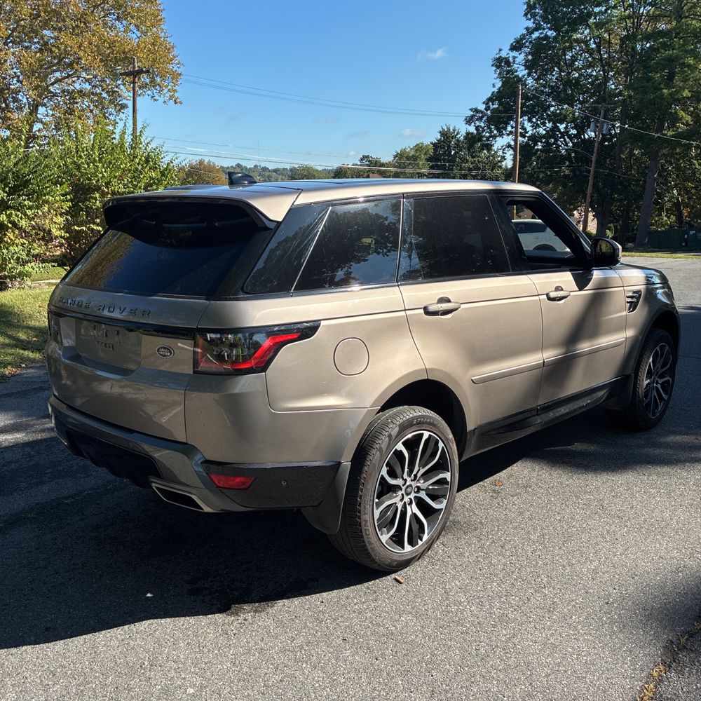 2022 Land Rover Range Rover Sport HSE Silver Edition 4D SUV