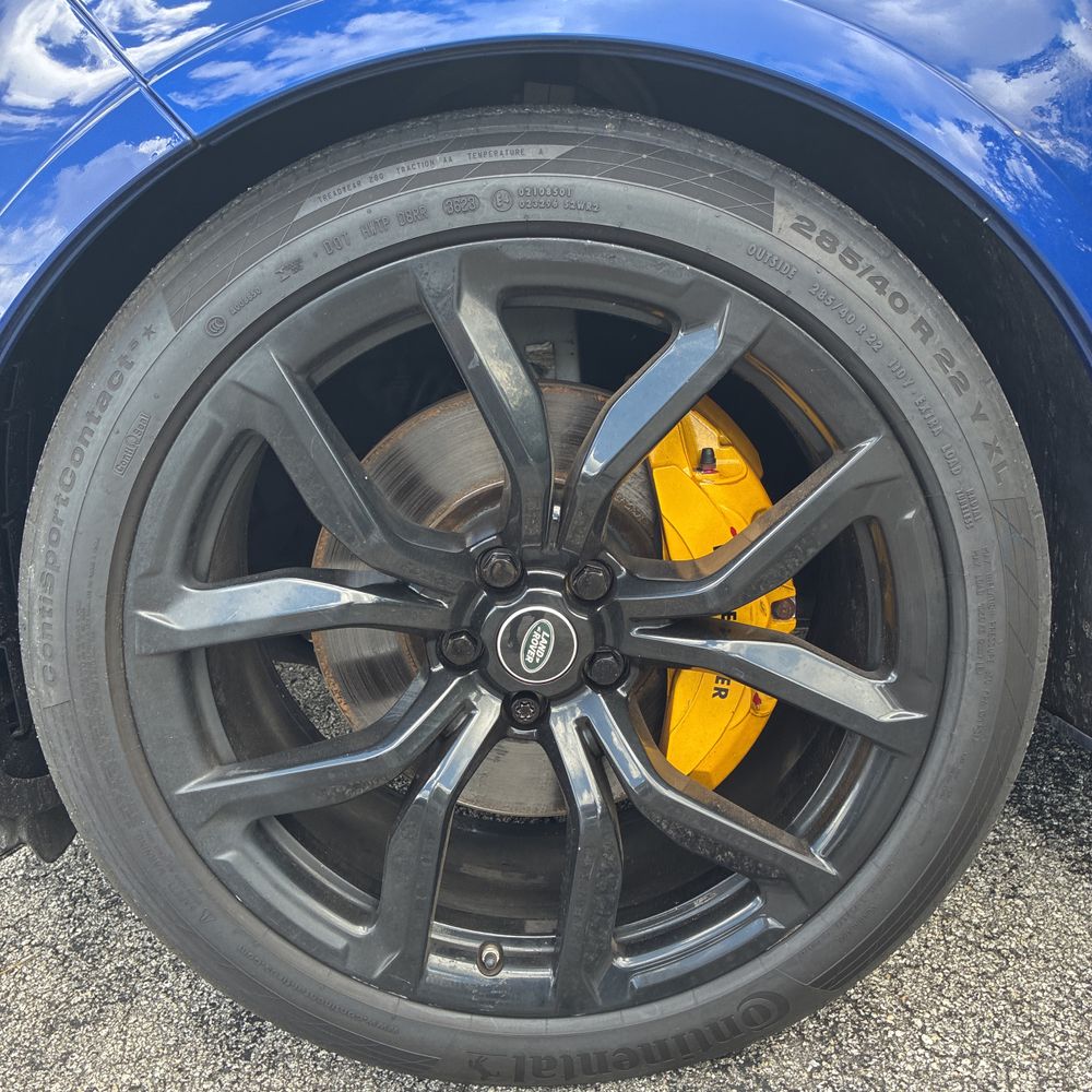 2020 Land Rover Range Rover Sport SVR