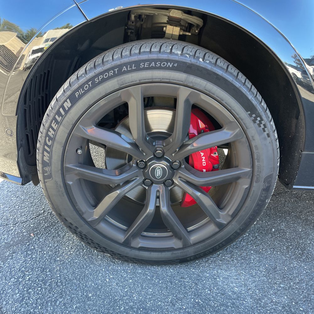 2020 Land Rover Range Rover Sport SVR