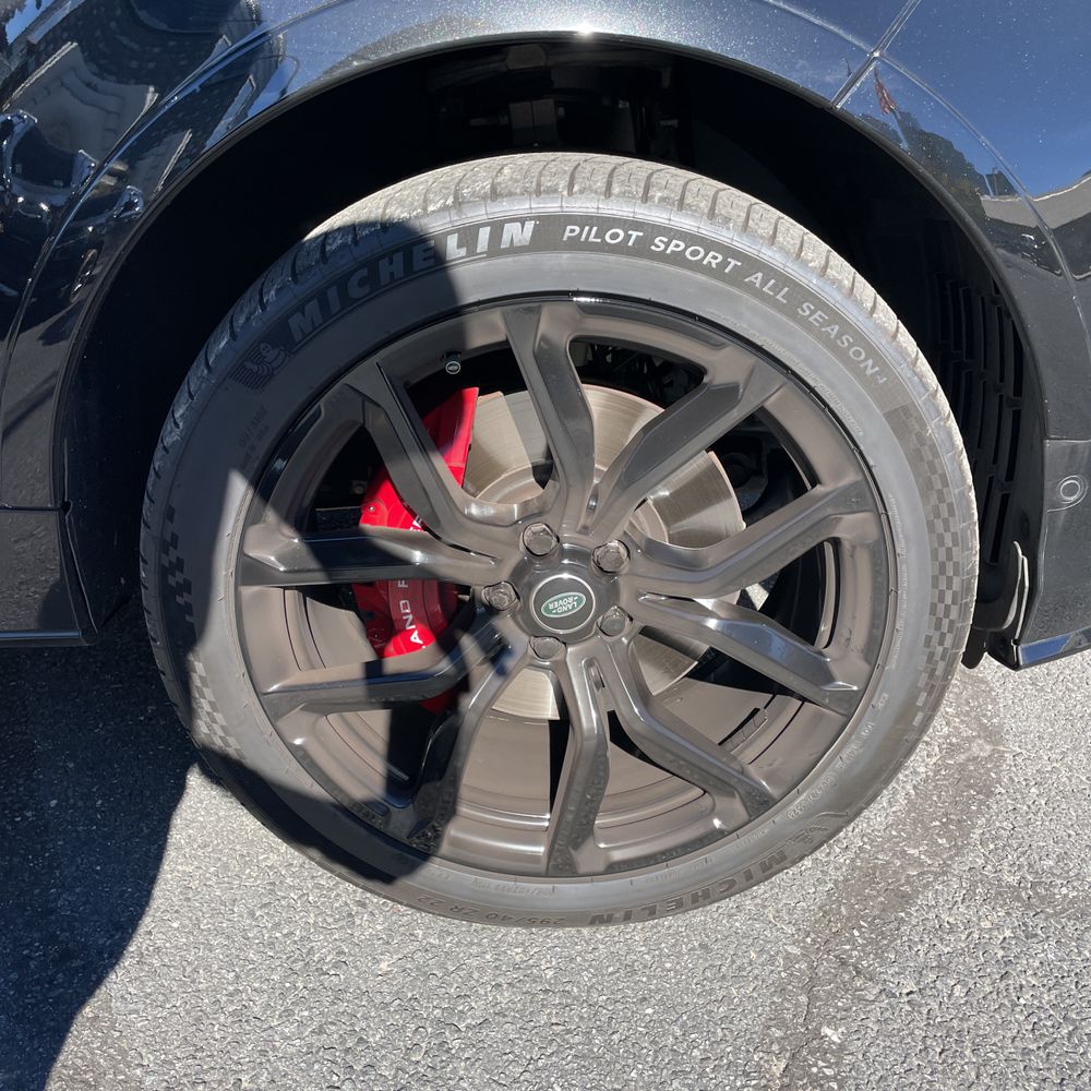 2020 Land Rover Range Rover Sport SVR