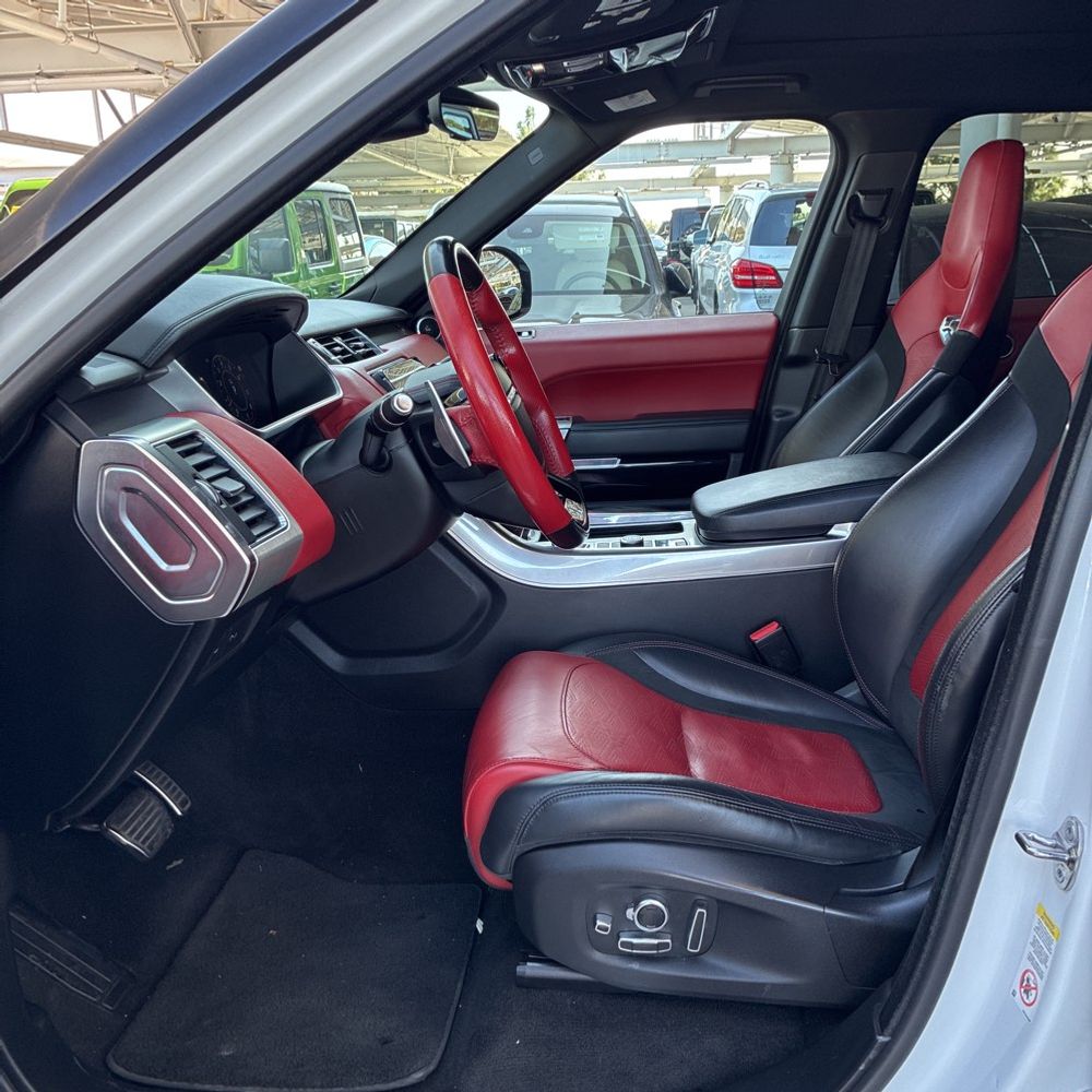 2020 Land Rover Range Rover Sport SVR