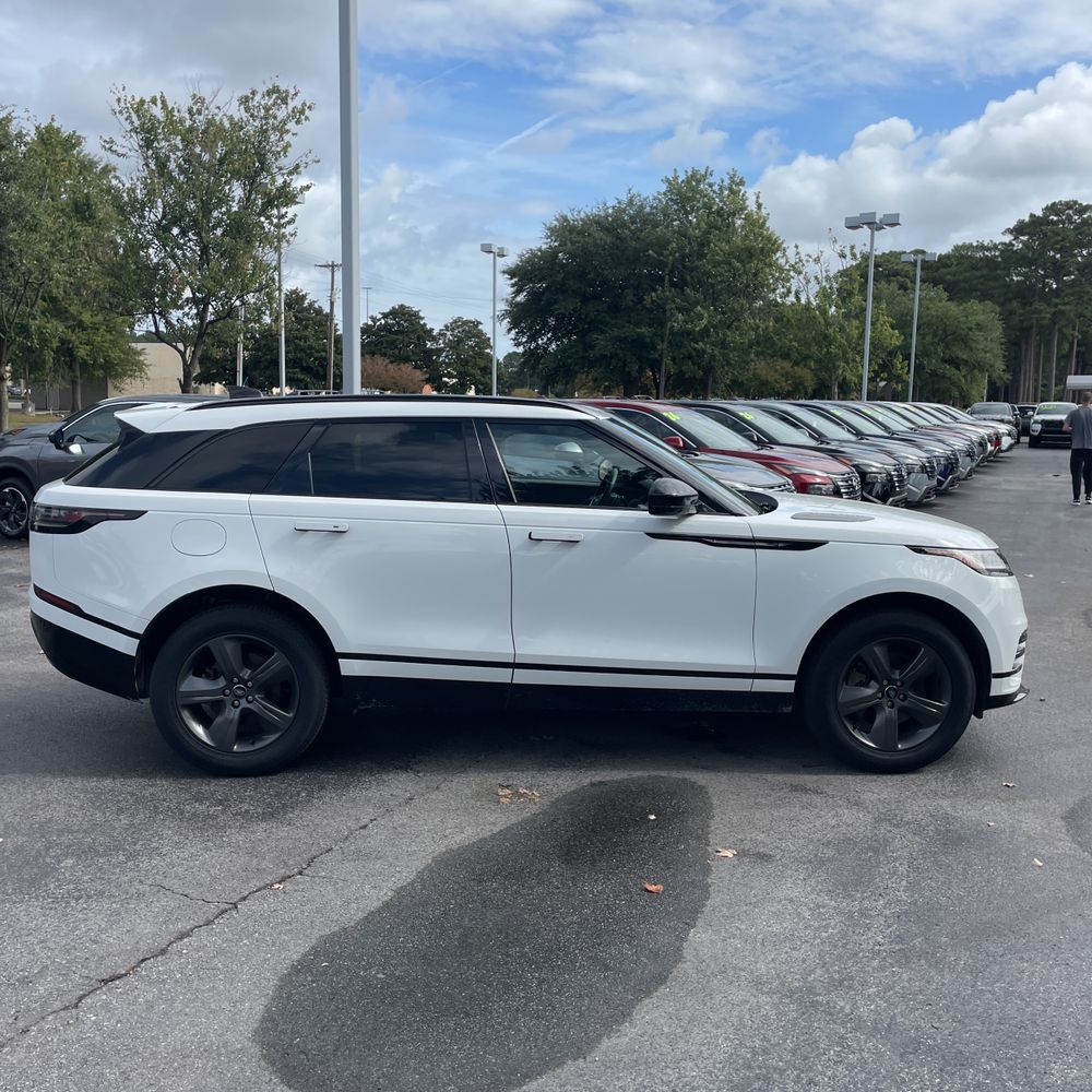 2025 Land Rover Range Rover Velar Dynamic SE P250