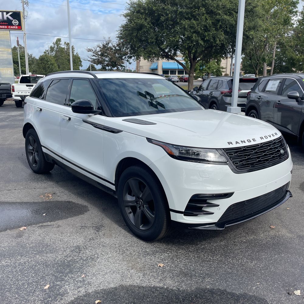 2025 Land Rover Range Rover Velar Dynamic SE P250