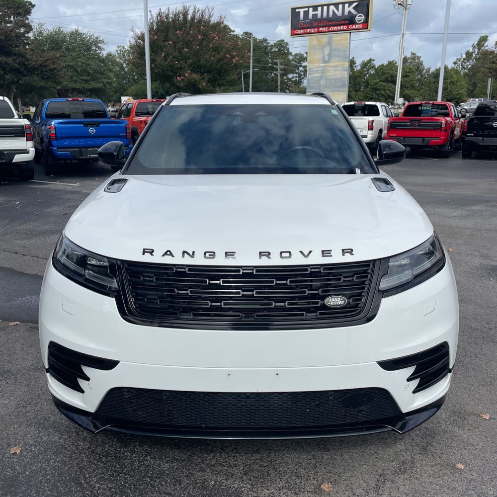2025 Land Rover Range Rover Velar Dynamic SE P250