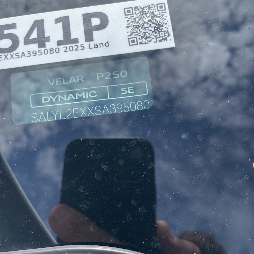 2025 Land Rover Range Rover Velar Dynamic SE P250