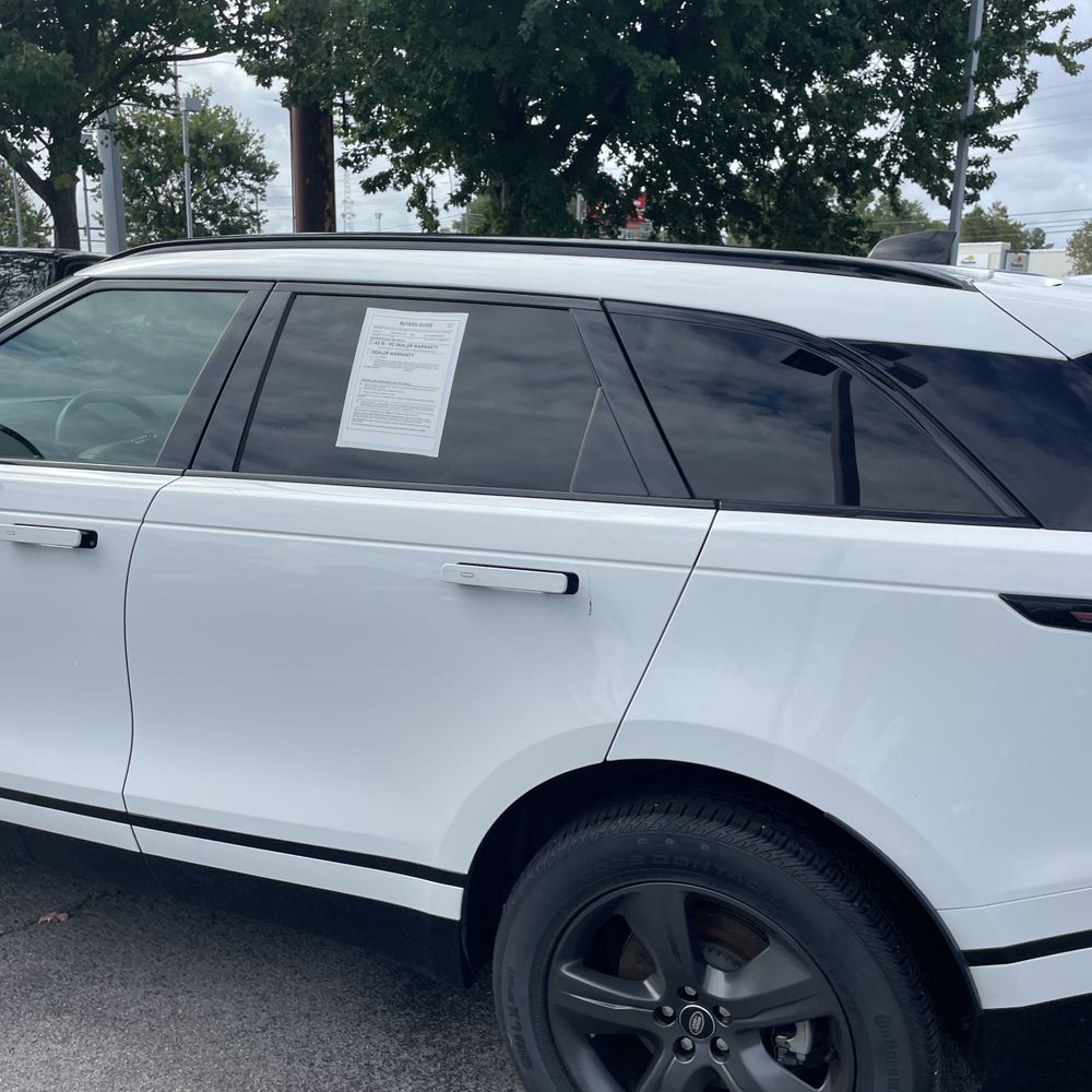 2025 Land Rover Range Rover Velar Dynamic SE P250