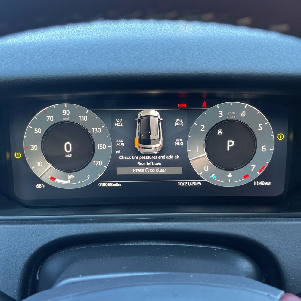 2024 Land Rover Range Rover Velar Dynamic HSE P400
