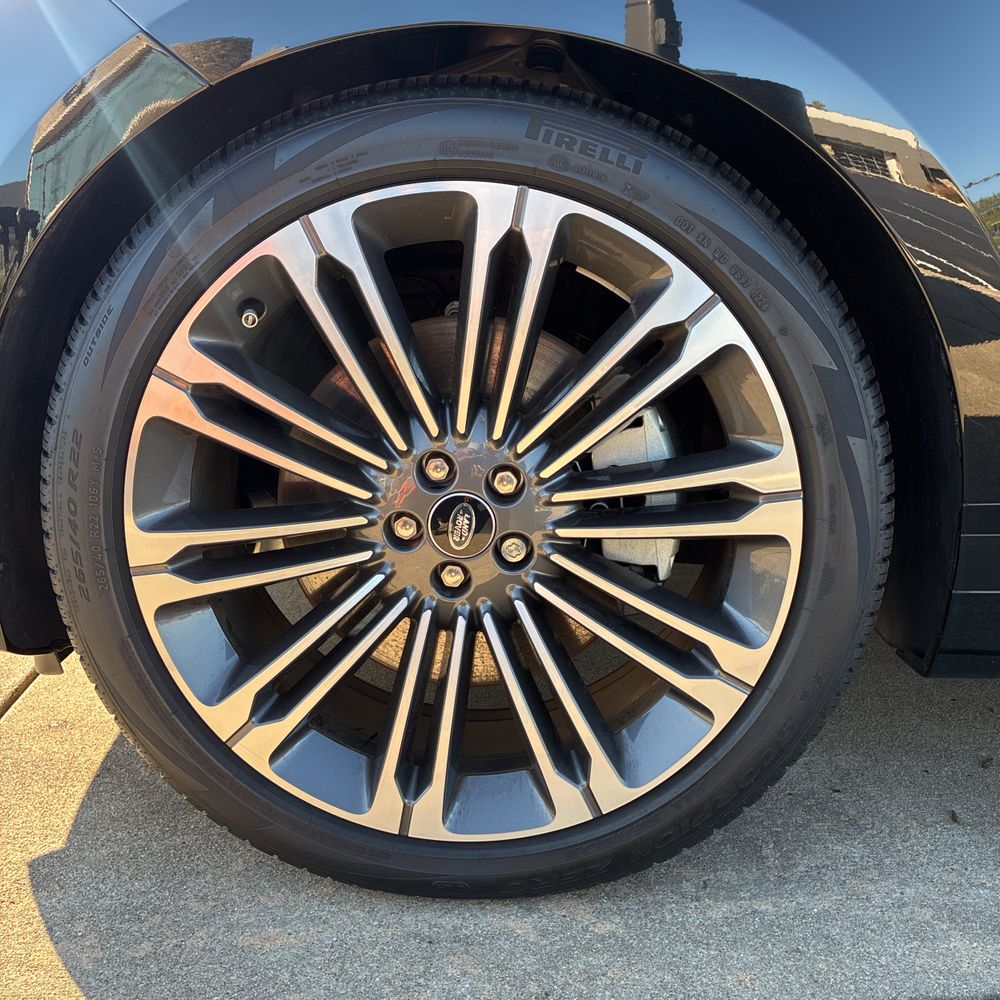 2025 Land Rover Range Rover Velar Dynamic HSE P400