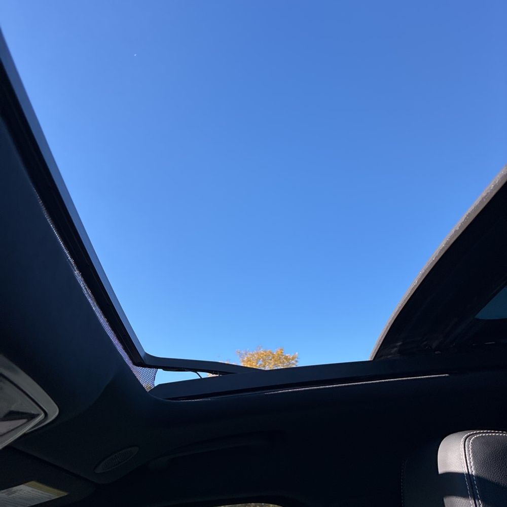 2023 Land Rover Range Rover Velar R-Dynamic S