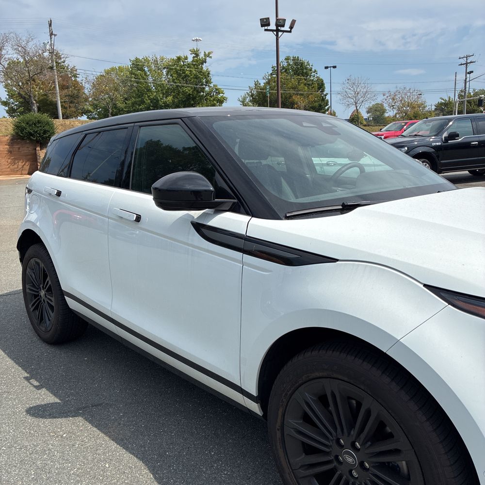 2025 Land Rover Range Rover Evoque S P250
