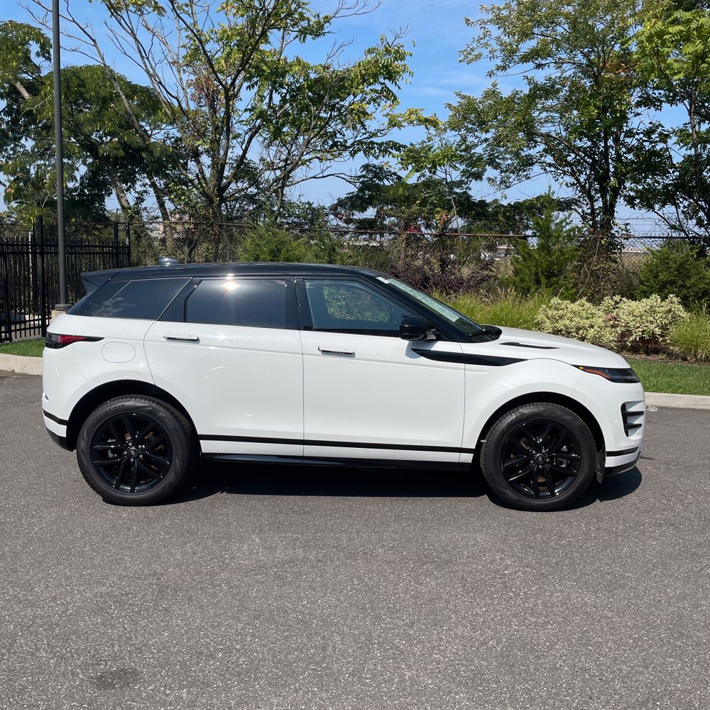 2024 Land Rover Range Rover Evoque Dynamic SE P250