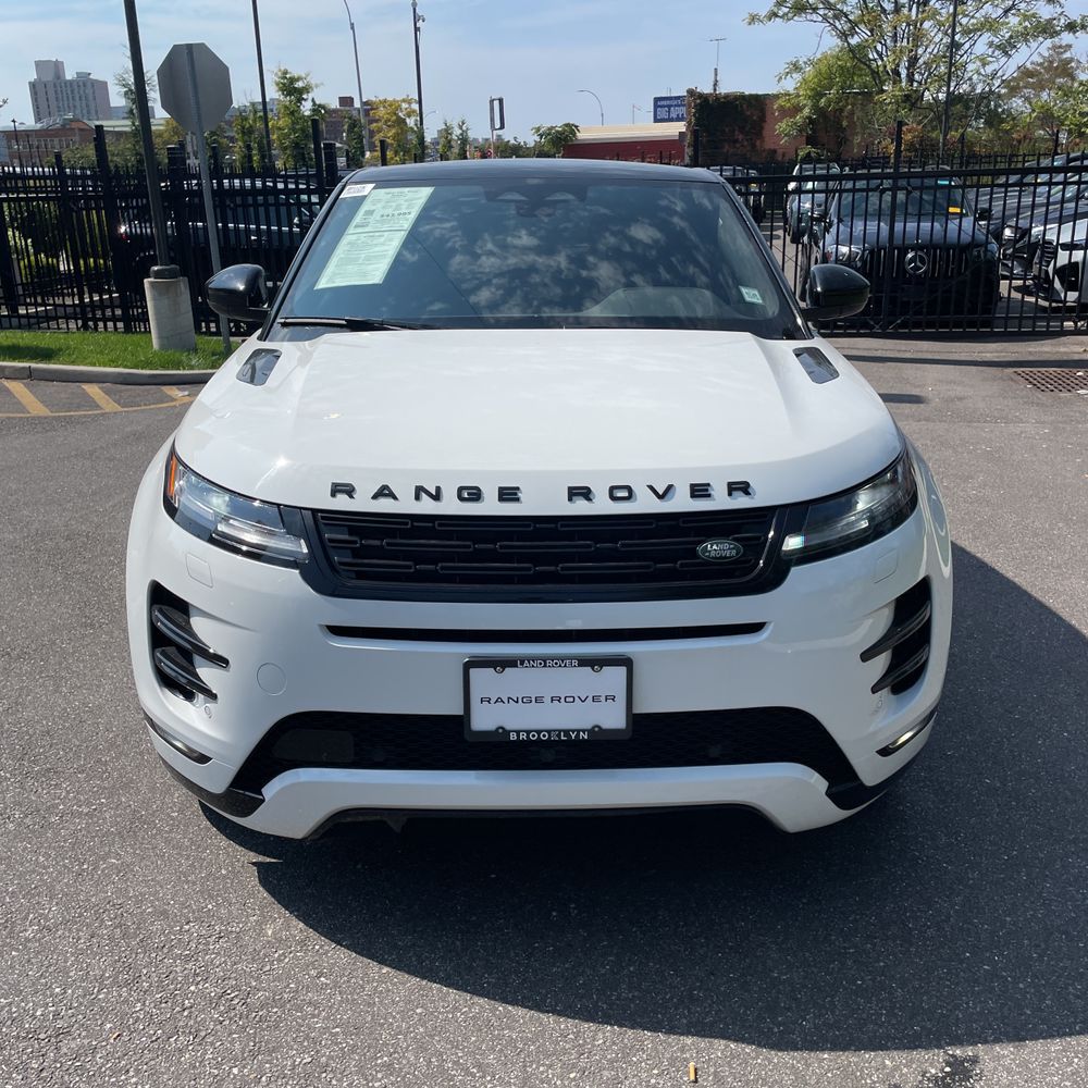 2024 Land Rover Range Rover Evoque Dynamic SE P250