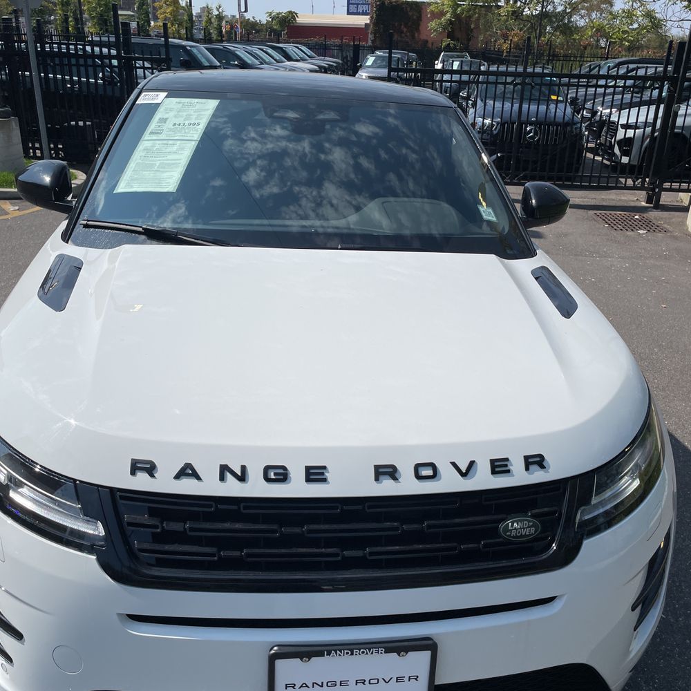 2024 Land Rover Range Rover Evoque Dynamic SE P250