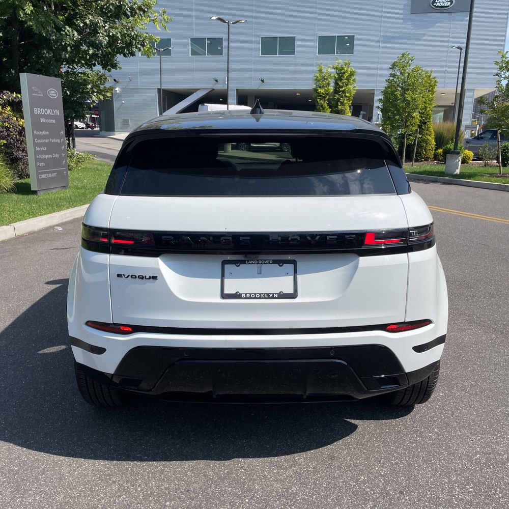 2024 Land Rover Range Rover Evoque Dynamic SE P250