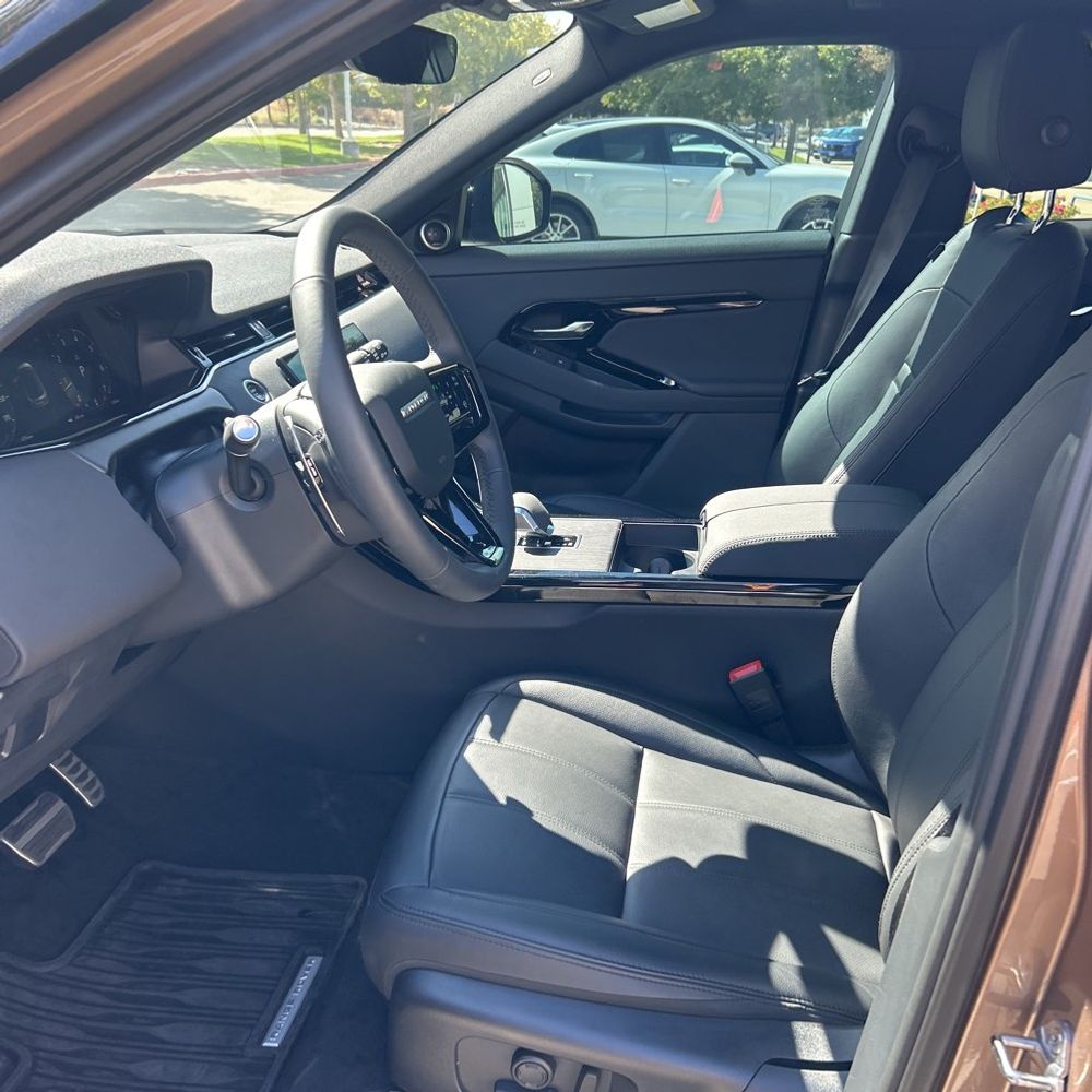 2024 Land Rover Range Rover Evoque Dynamic SE P250