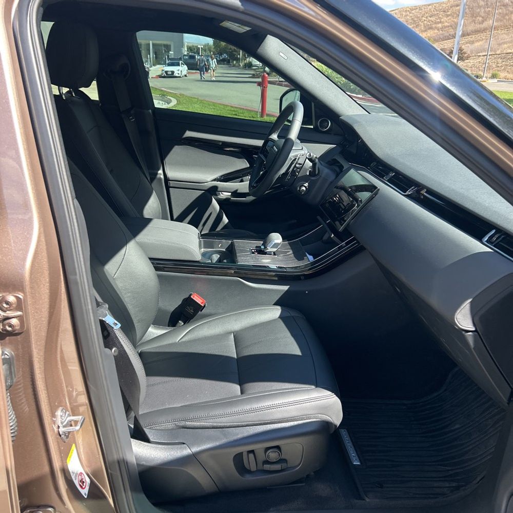 2024 Land Rover Range Rover Evoque Dynamic SE P250