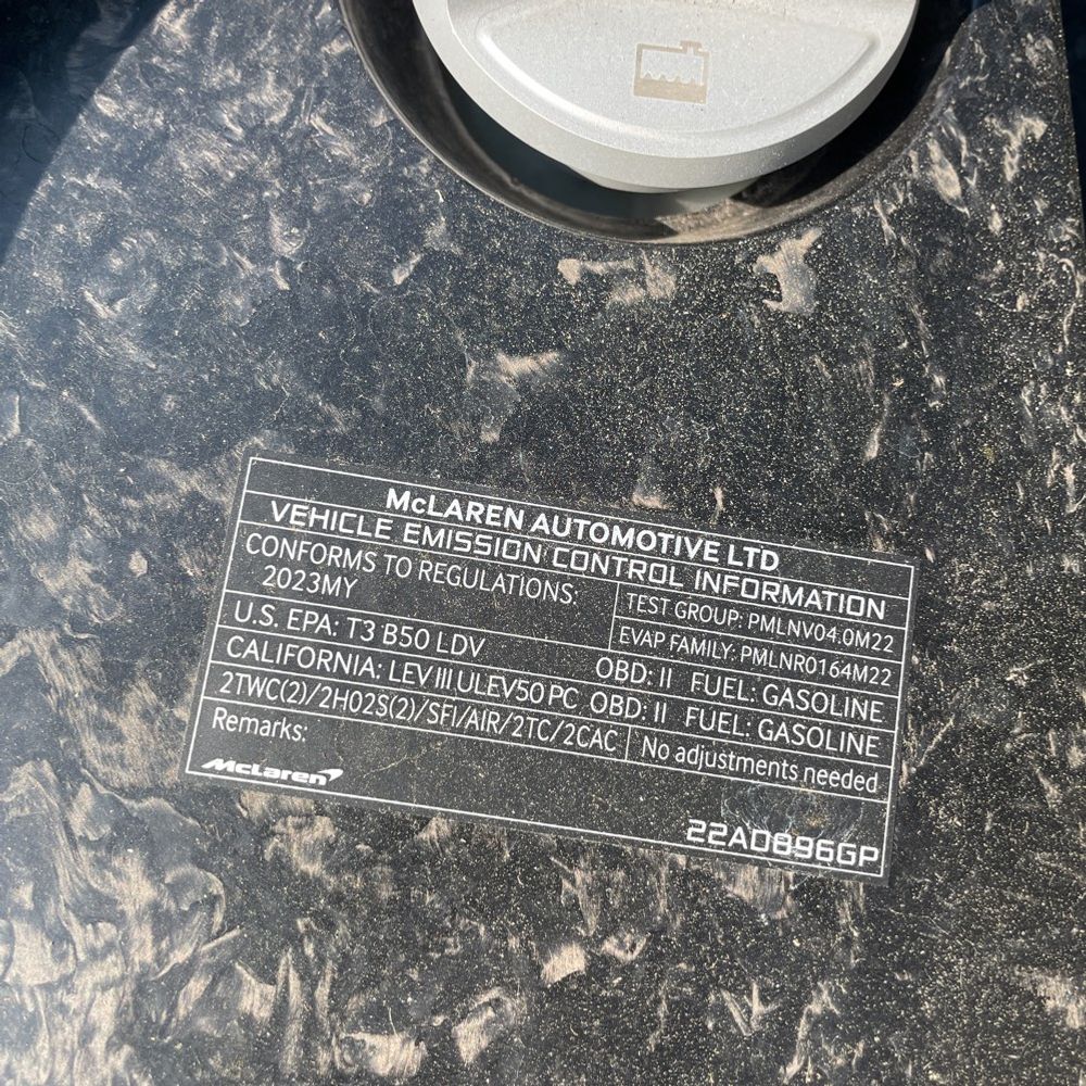 2023 McLaren GT Base