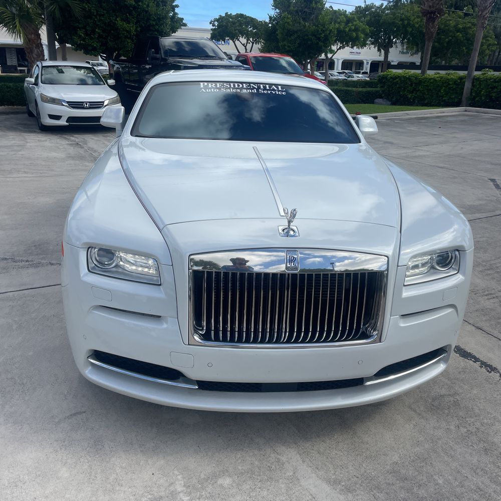 2015 Rolls-Royce Wraith Base