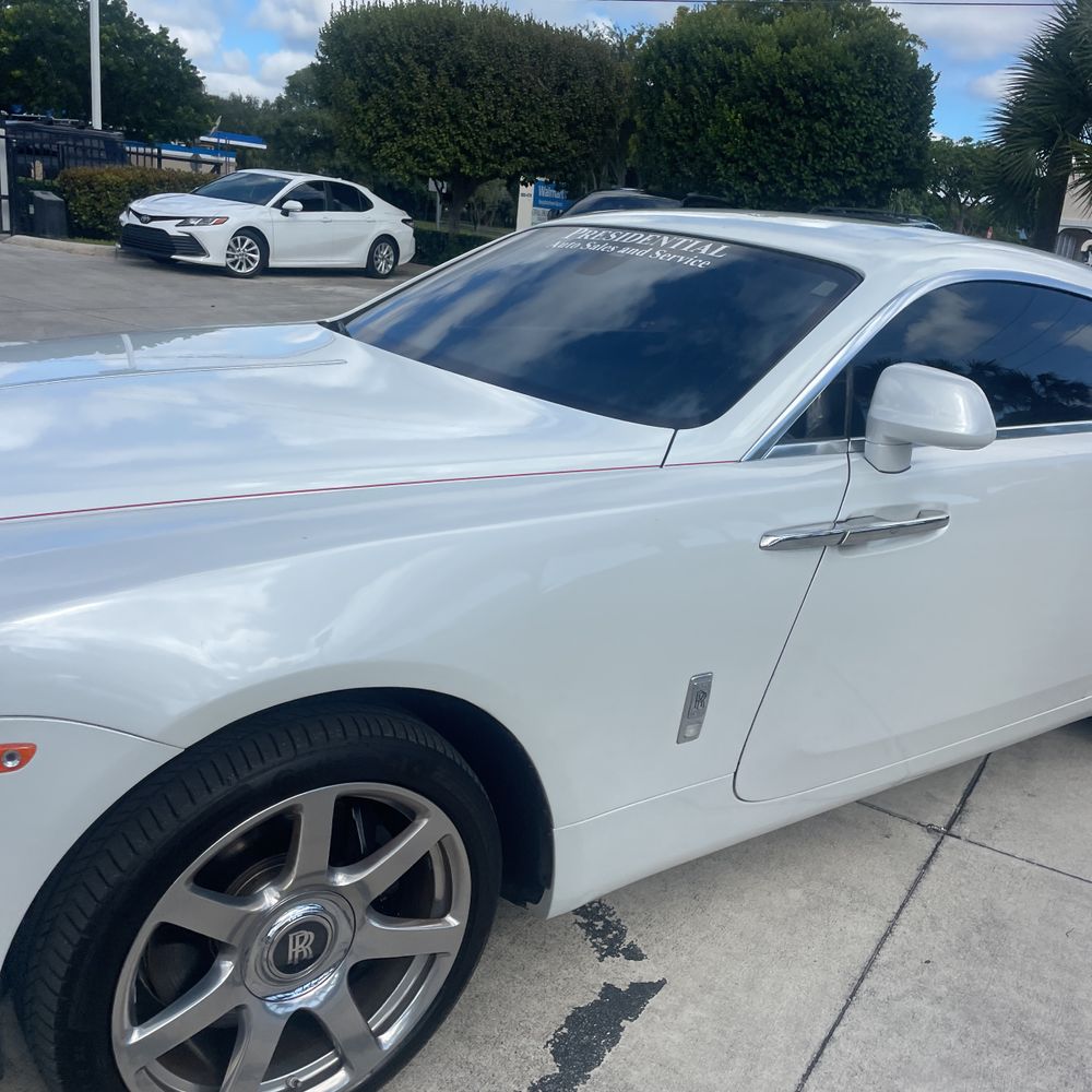 2015 Rolls-Royce Wraith Base