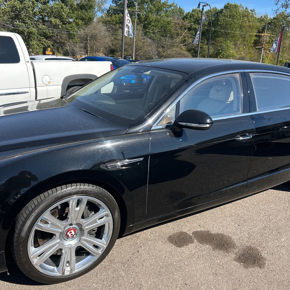 2015 Bentley Flying Spur Base